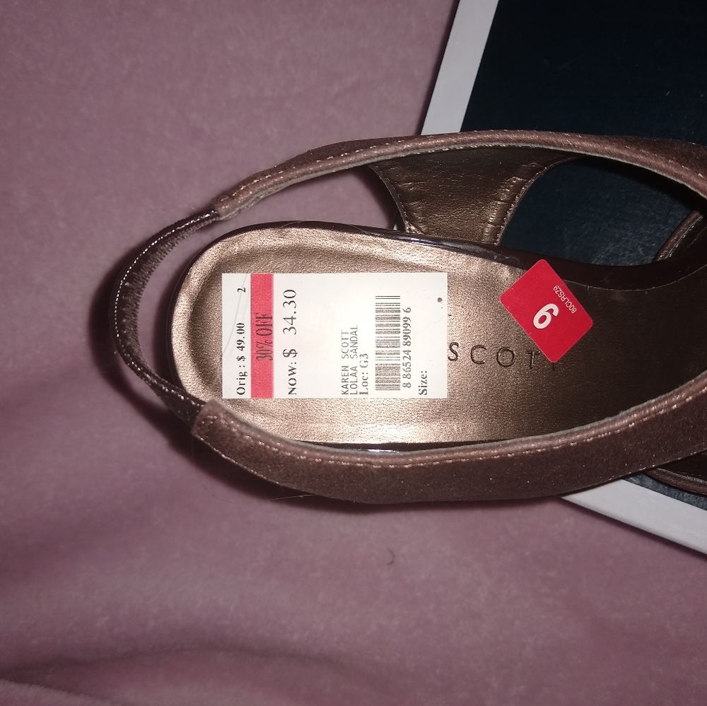 NWT Karen Scott women's sandals size 9 - Picture 5 of 7